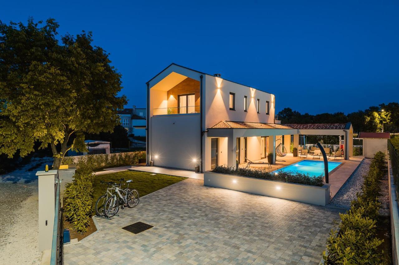 Villa Nobu Mali Vareski Екстер'єр фото