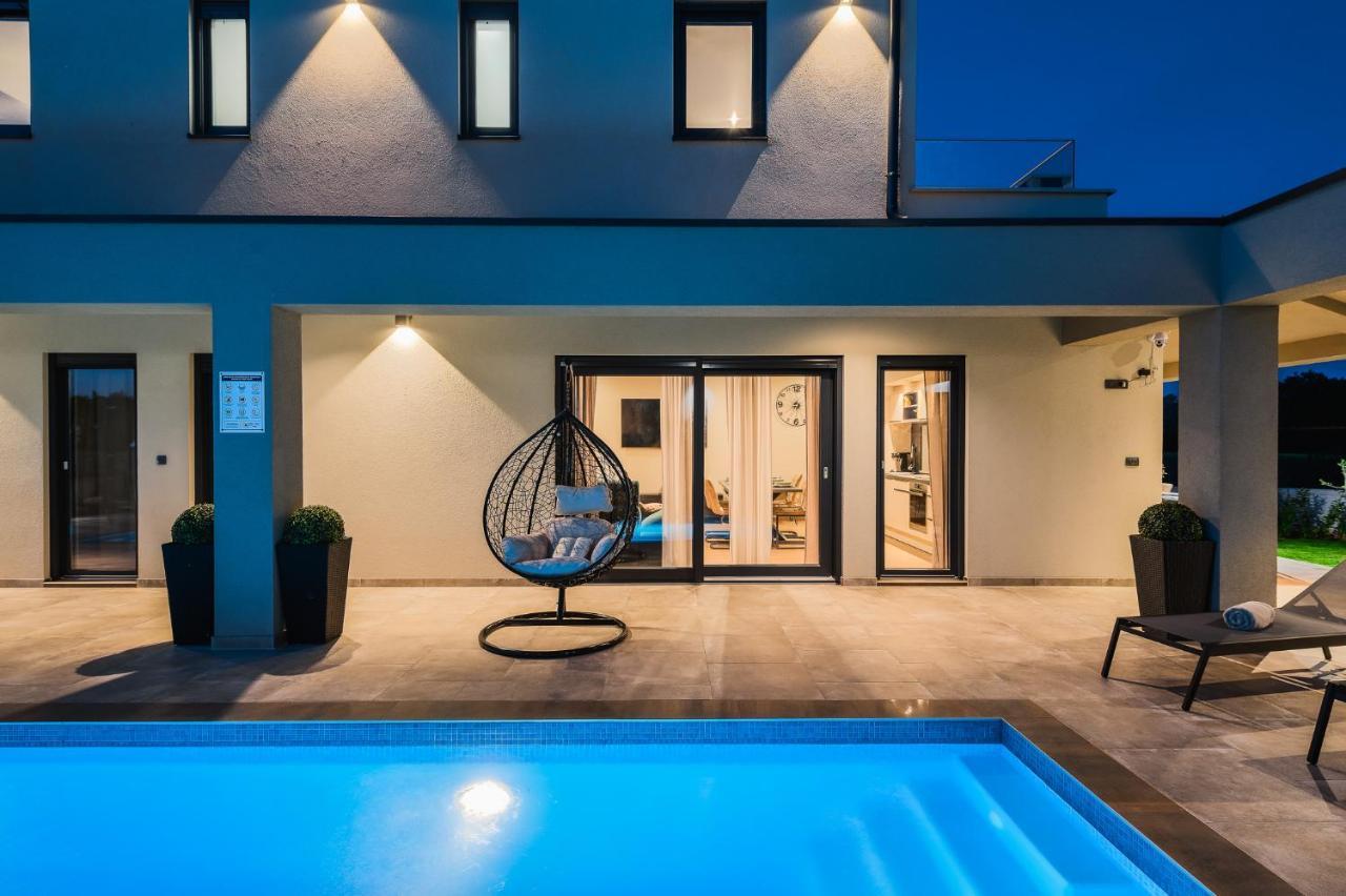 Villa Nobu Mali Vareski Екстер'єр фото