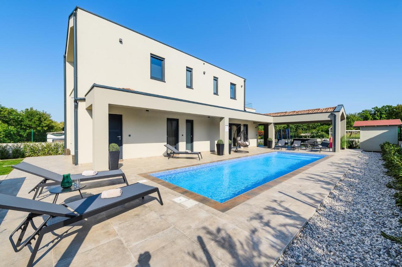 Villa Nobu Mali Vareski Екстер'єр фото
