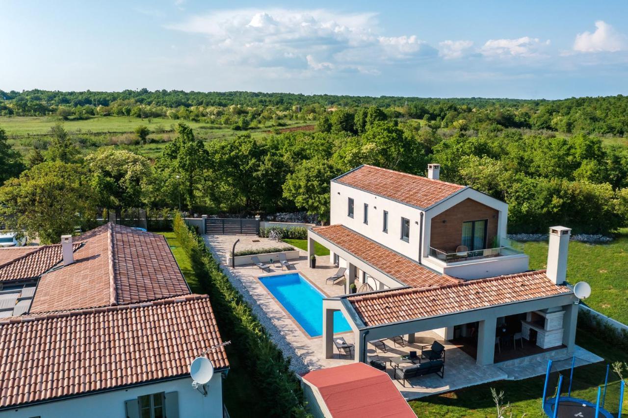 Villa Nobu Mali Vareski Екстер'єр фото