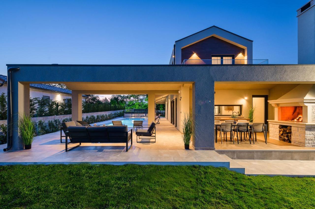 Villa Nobu Mali Vareski Екстер'єр фото