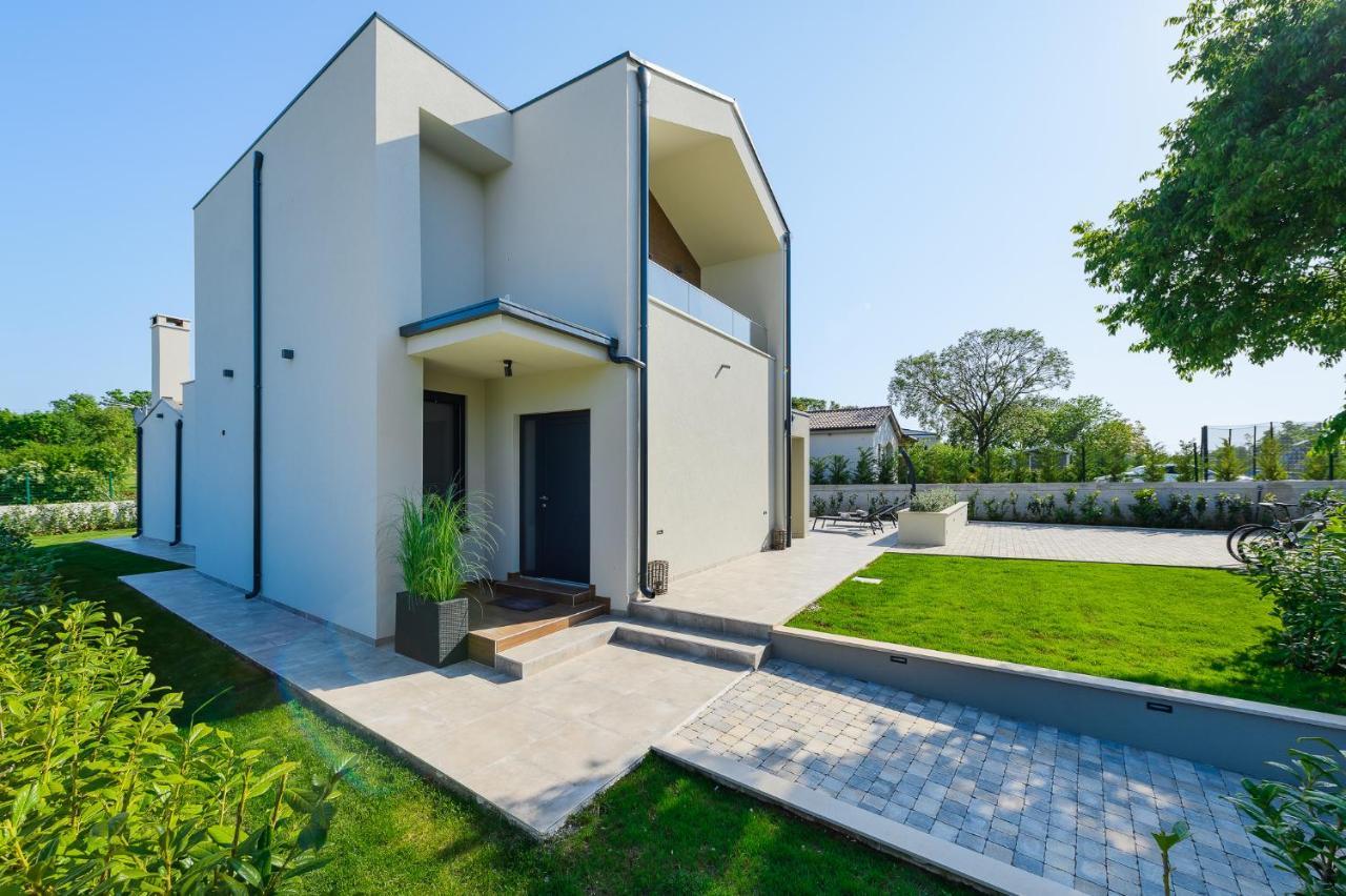 Villa Nobu Mali Vareski Екстер'єр фото