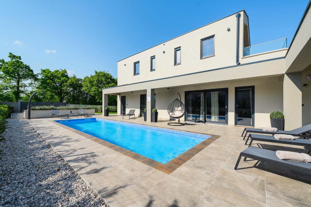 Villa Nobu Mali Vareski Екстер'єр фото